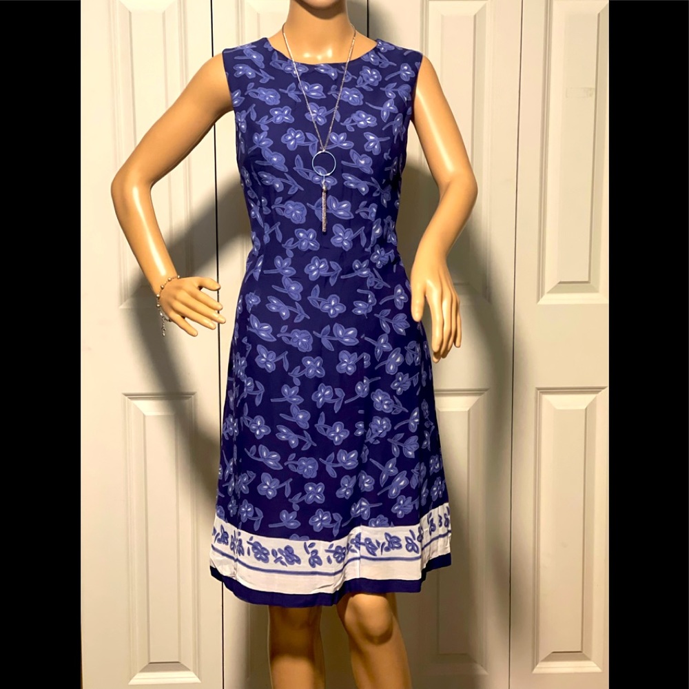 NWOT Blue and white summer sleeveless dress size 10